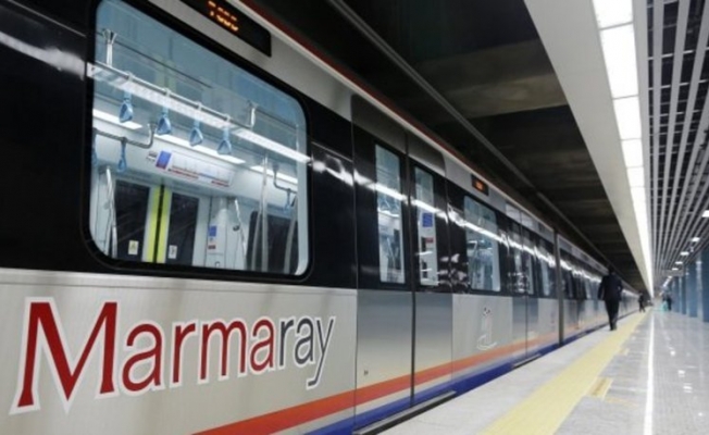 İddiaya girdi, Marmaray'ın üzerinde elektrik akımına kapıldı