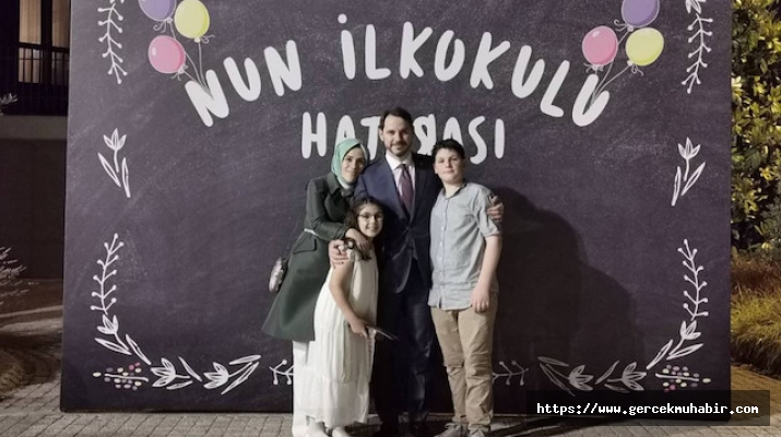 Berat Albayrak'ın aile fotoğrafına sert tepki