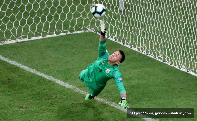 Muslera penaltılarda üzüldü