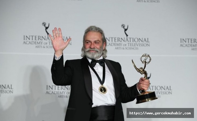 Haluk Bilginer’e Emmy’de “En iyi erkek oyuncu” ödülü