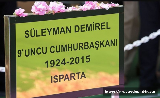 Süleyman Demirel, 95'inci doğum gününde anıldı!