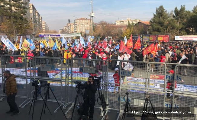 KESK'ten Diyarbakır'da ekonomik krize karşı eylem