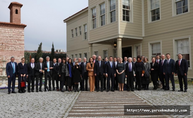 İmamoğlu: İstanbul'u Hak ettiği Yere Taşıyacağız