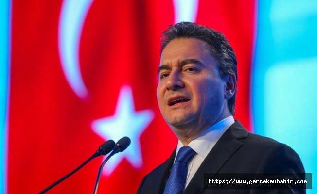 Babacan: "Bugün devleti kötülemenin günü değil"