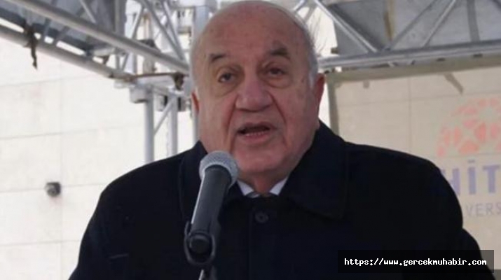 Eski bakan Ahmet Samsunlu yaşamını yitirdi