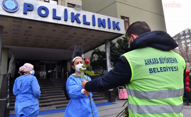 Sevgililer Günü'nde sağlıkçıların çiçekleri Mansur Yavaş'tan