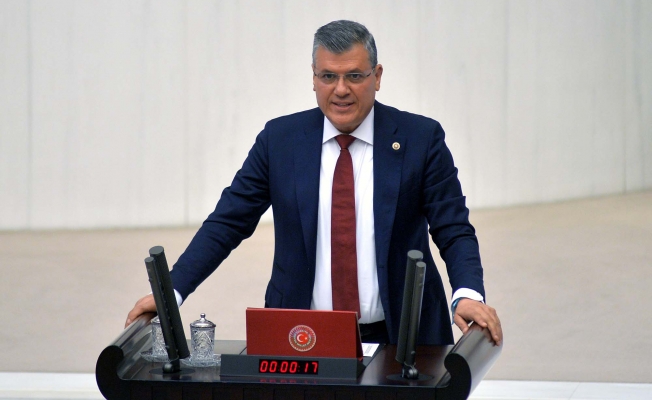 "AKP çözüm üretmiyor, krizi derinleştiriyor"