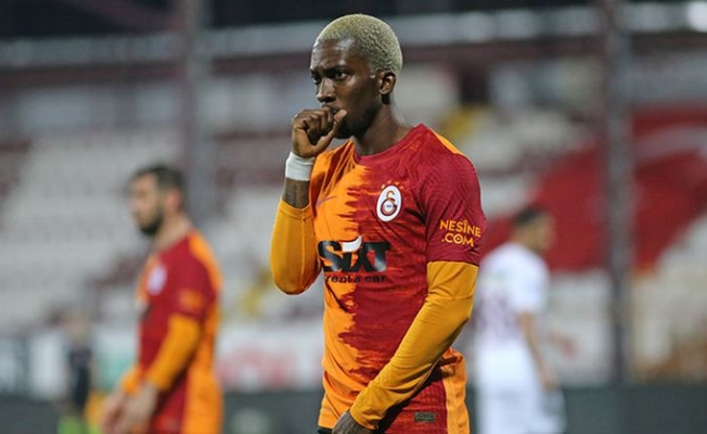 Galatasaray'da bir garip kadro tercihi!