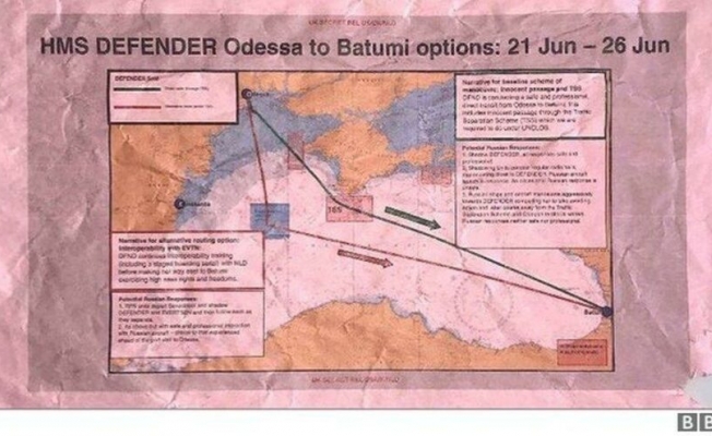 İngiltere’nin gizli Karadeniz savaş planı otobüs durağında bulundu