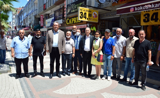 CHP'li 40 milletvekili Sakarya'da halkla buluştu