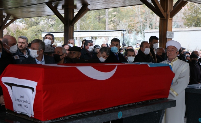 Eski Bakan Sadi Somuncuoğlu Aksaray’da toprağa verildi