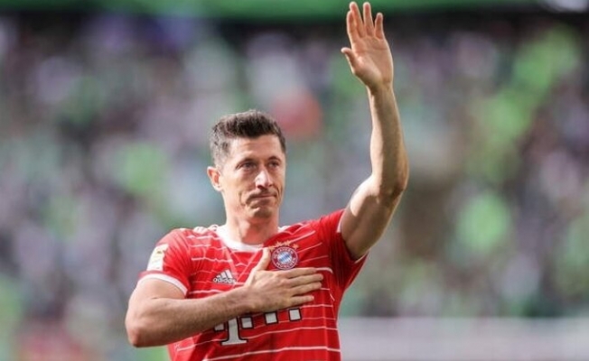 Lewandowski resmen Barcelona’da