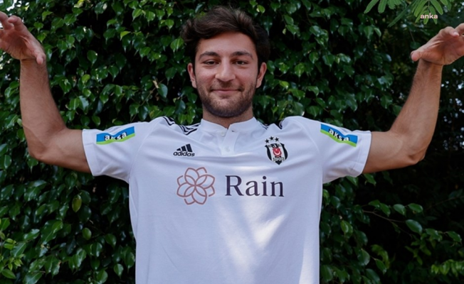 Beşiktaşlı futbolcu Uzunhan, trafik kazası geçirdi