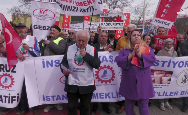 Emekliler Kadıköy'den haykırdı: “Hükumet, emeklileri dilenci gibi görmekten derhal vazgeçmelidir"