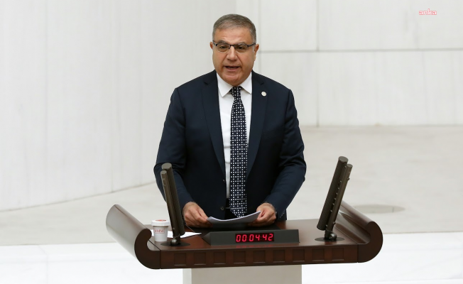 CHP Hatay Milletvekili Mehmet Güzelmansur, trafik kazası geçirdi