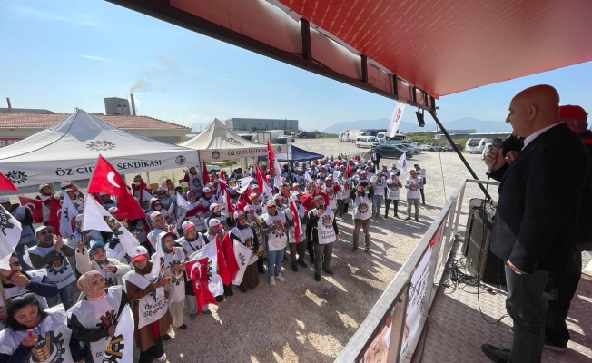 CHP’li Polat:  Grevedeki Lezita İşçilerini Ziyaret Etti