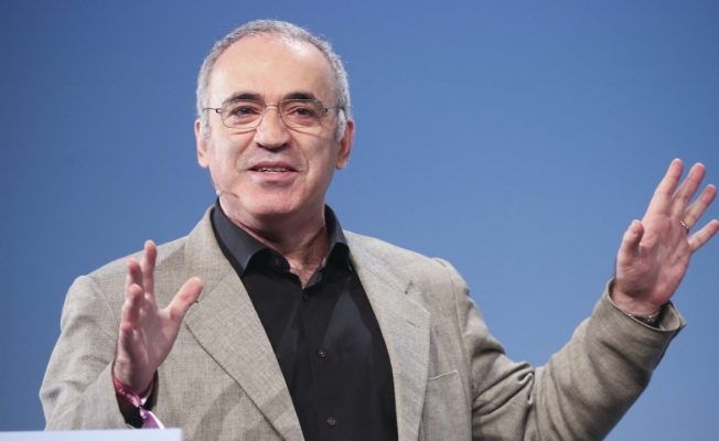 Kasparov, teröristler listesine alındı