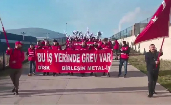 Metal işçileri bir fabrikada daha grev başladı