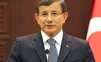 AKP'li isimden dikkat çeken Davutoğlu paylaşımı