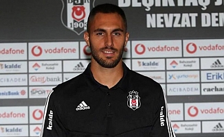 Beşiktaş üçüncü transferini resmen açıkladı