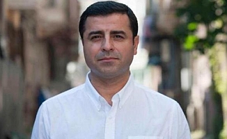 Demirtaş: "AKP’deki muhalifler, ileri demokrasinin adresi olmayacaklar"