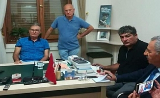 Deniz Baykal'dan kayyum yorumu