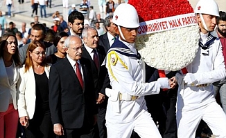 Kılıçdaroğlu'ndan Anıtkabir ziyareti