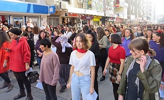 İzmir'de ''Las Tesis'' dans protestosu!