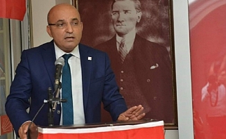 “Muhalif gazeteler baskıyla susturulmaya çalışılıyor”