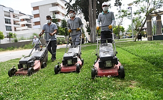 Konyaaltı’nda parklar temizlendi