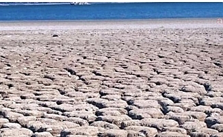 Kaderine terk edilen Burdur Gölü çölleşiyor