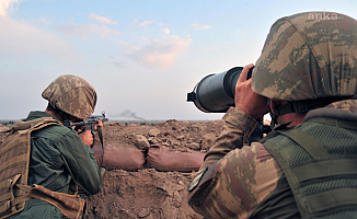 Zeytin Dalı bölgesinde 8 PKK/YPG’li gözaltına alındı