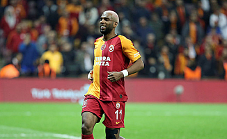 Ryan Babel Galatasaray'dan ayrılmak istemiyor