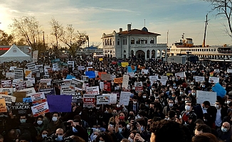 Kadıköy'deki Boğaziçili öğrencilerin eyleminde 102 gözaltı