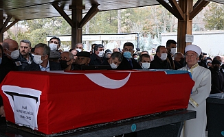 Eski Bakan Sadi Somuncuoğlu Aksaray’da toprağa verildi