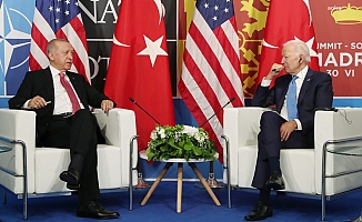 Erdoğan, ABD Başkanı Biden ile Madrid’de bir araya geldi