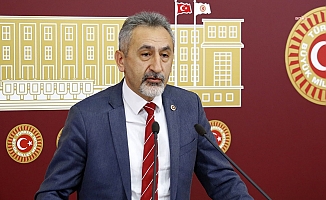 CHP'li Mustafa Adıgüzel: "Bakan Kasapoğlu, gençlerimizi vakıf ve cemaatlere peşkeş çekiyor”