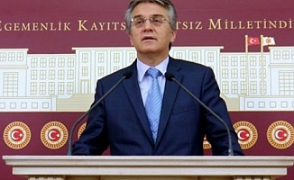 Bülent Kuşoğlu: Enflasyon dolayısıyla vatandaştan 1 trilyon lira ilave vergi alınıyor bu sene. Enflasyon, vatandaşı ezmektir