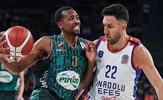 Anadolu Efes seriye galibiyetle başladı