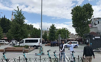 Azeri oyuncu Kamran Dadashzade'nin ölümüne neden olan Beyazıt'taki çatışmayla ilgili davada 3 kişi tahliye edildi