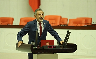 Adıgüzel: "Bu Kadarsa Mangır, Bizde Kalsın Andır"